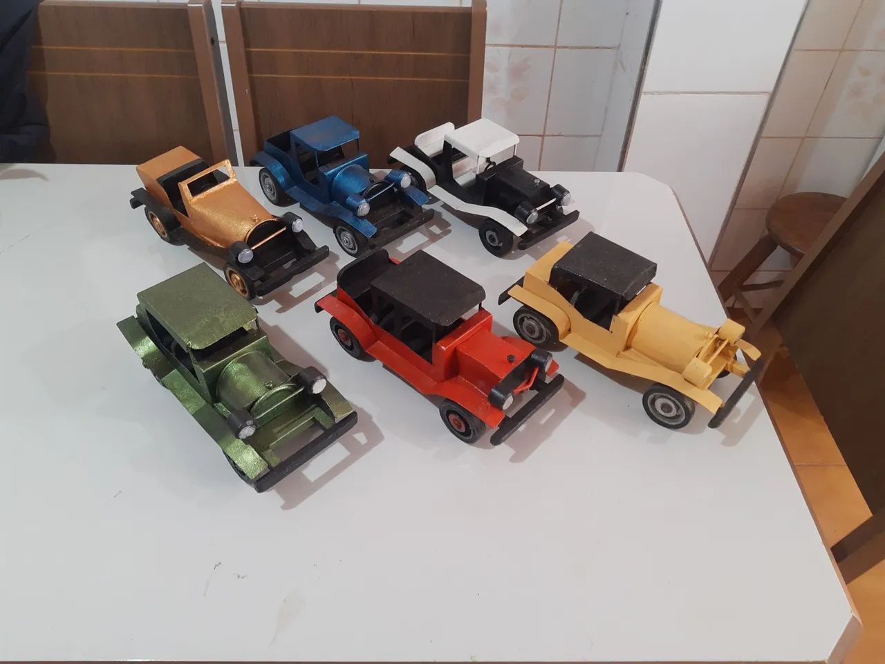 Miniaturas carros antigos 28cm 06 unidades - Foto 2