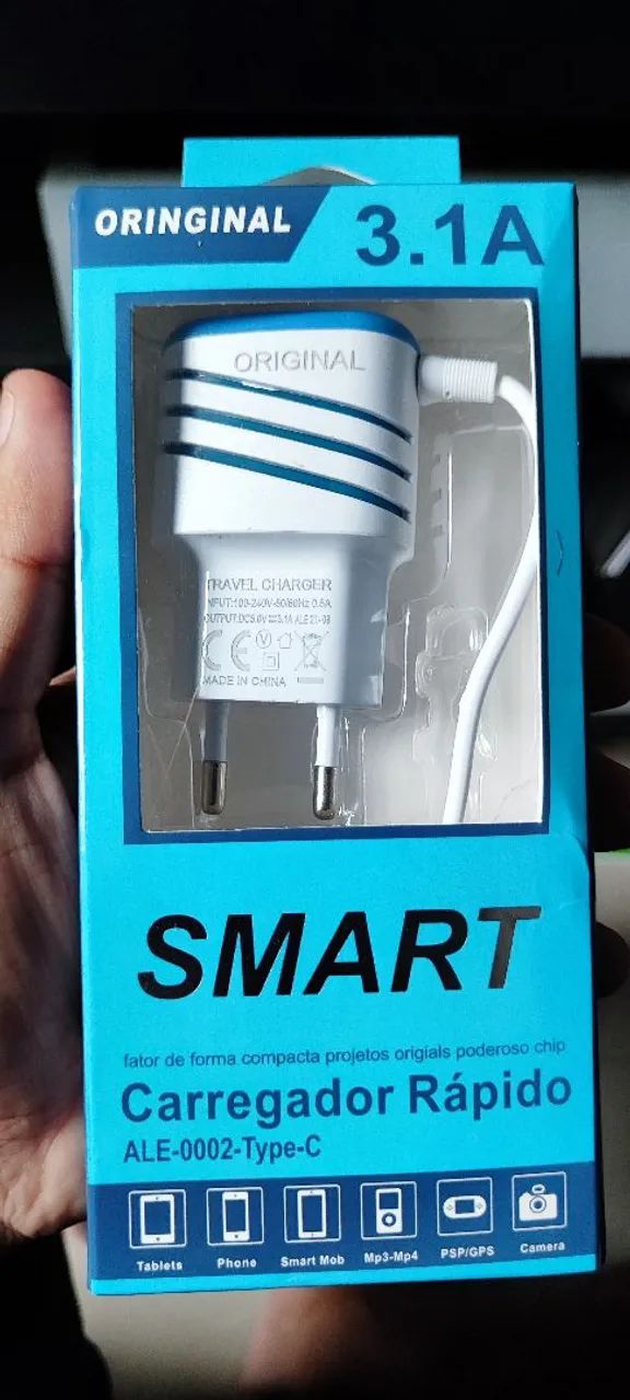 Carregador Tipo C com 2 entradas USB
