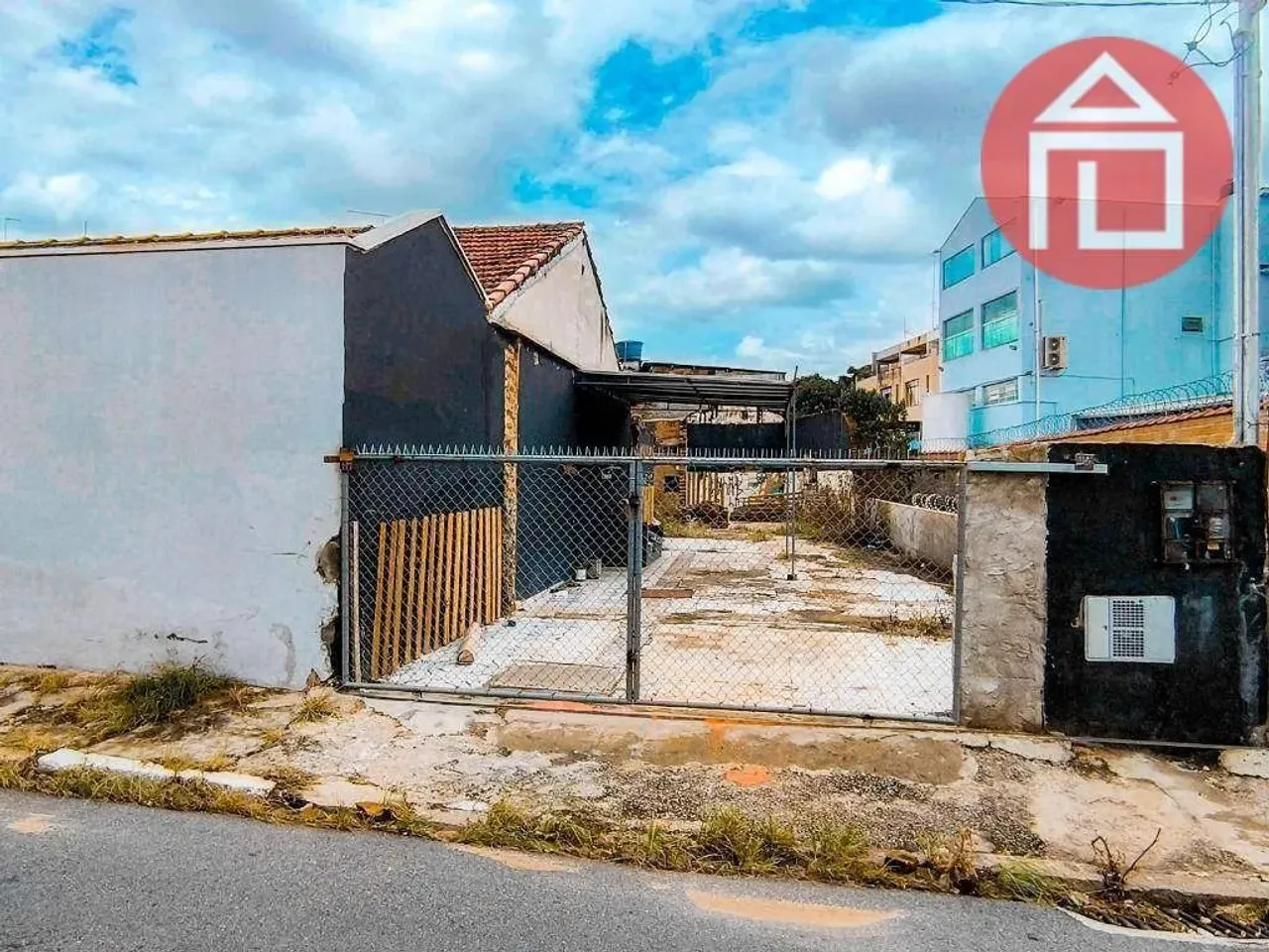 Terreno para alugar, 120 m² por R$ 2.000,00/mês - Vila Aparecida - Bragança Paulista/SP