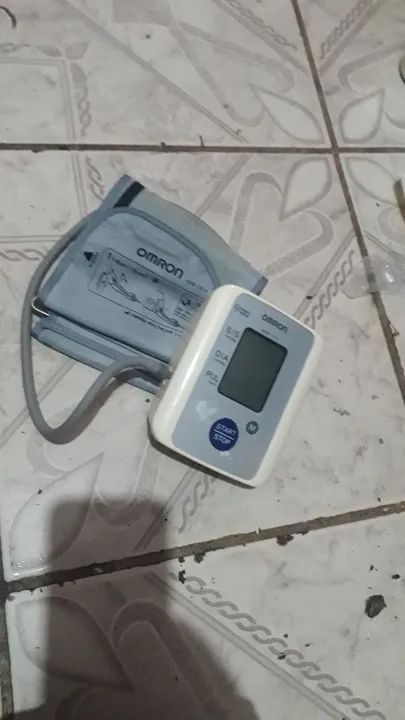 Aparelho de pressão Omron - Foto 2