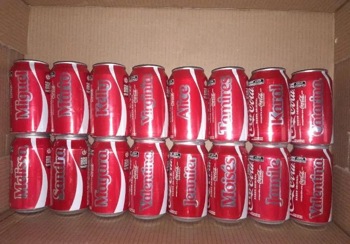 Lata coca cola nomes - diversos - vazias - Consulte
