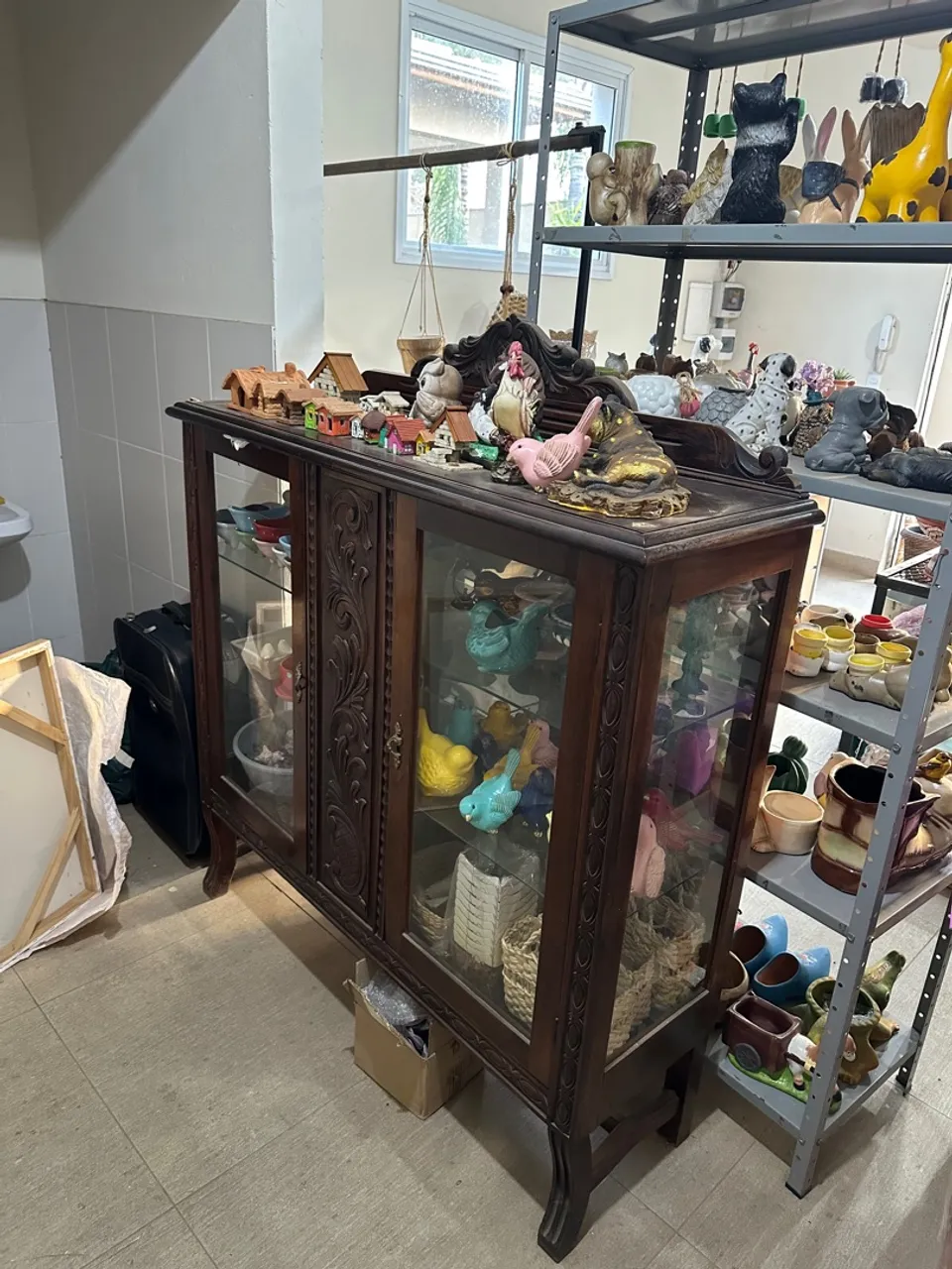 Cristaleira madeira maciça