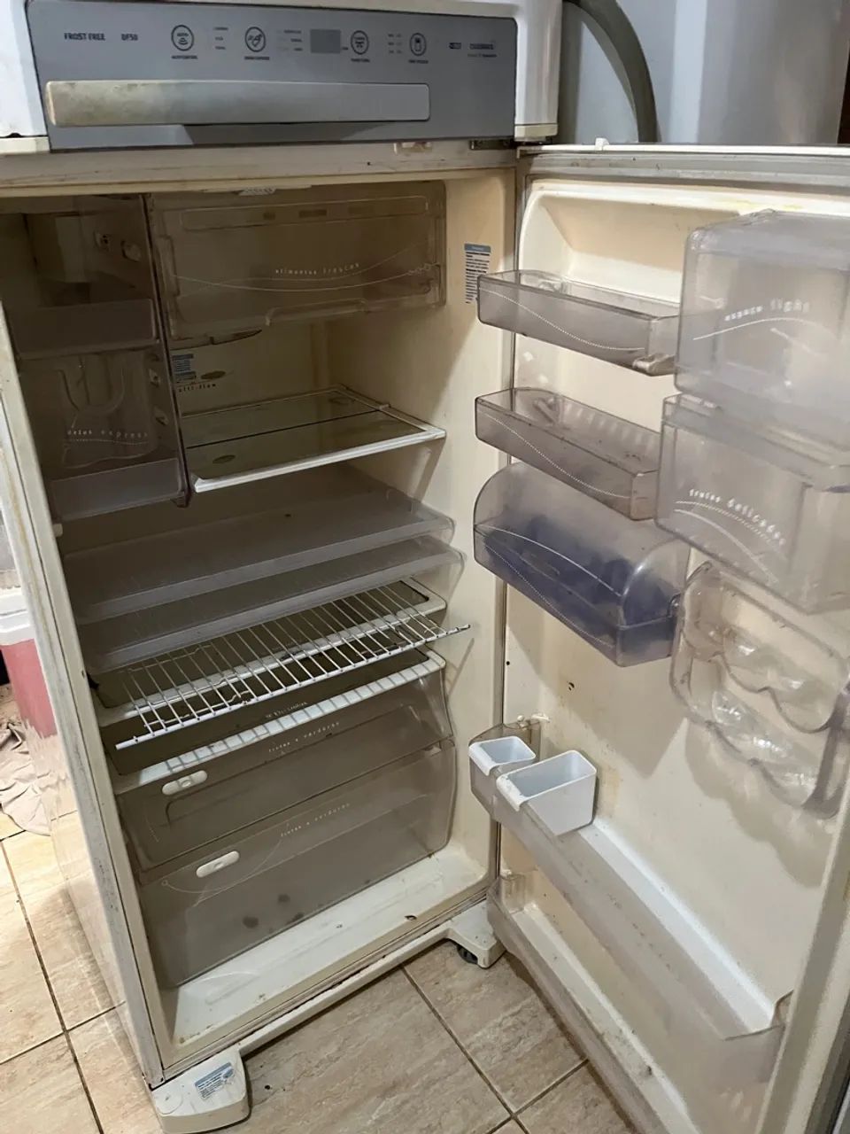 Geladeira frostfree DF50 blue touch - Foto 5