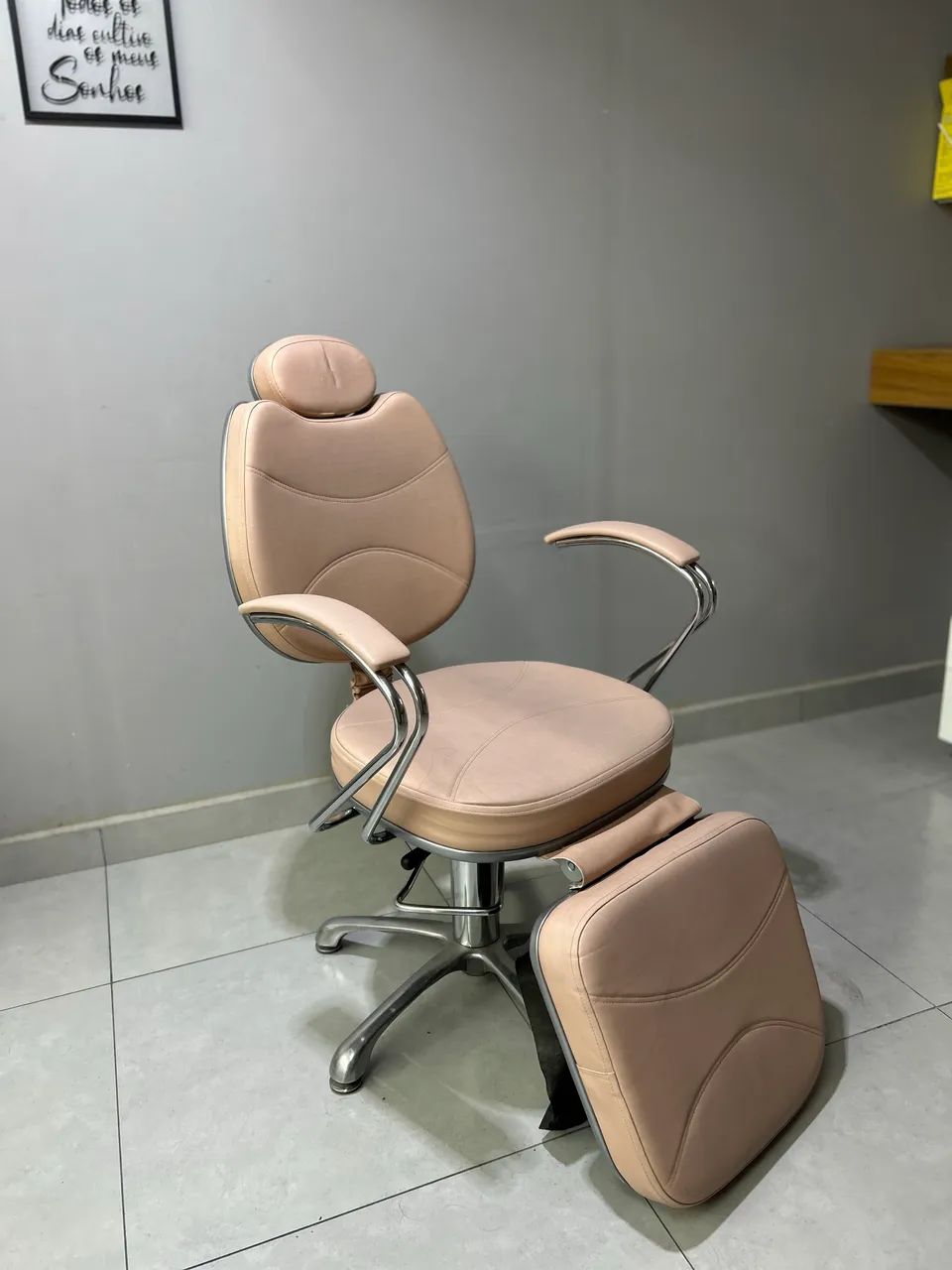 Móveis para salão de beleza 