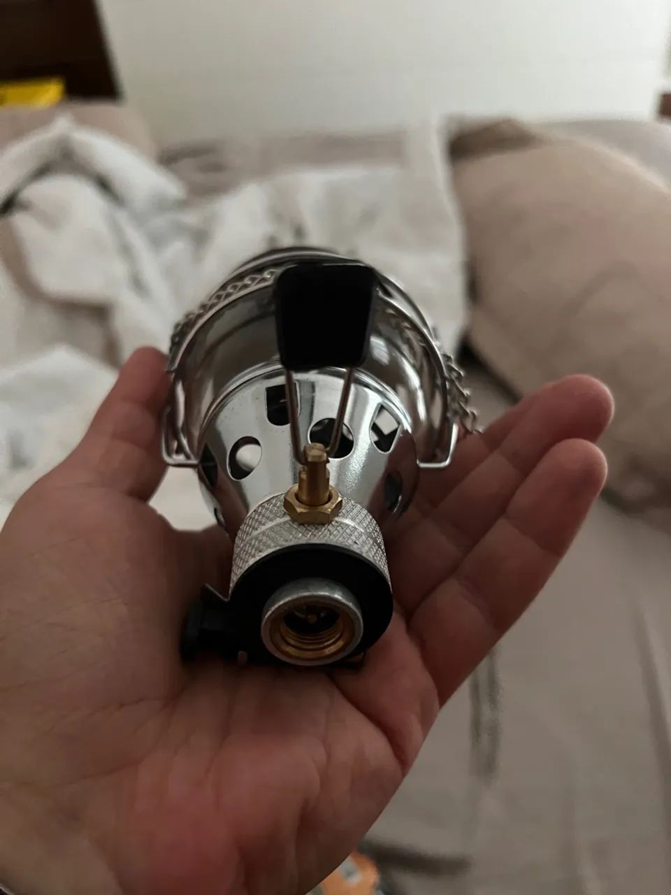 Lampião a gás camping + 2 cartuchos Tek Gas - Foto 4