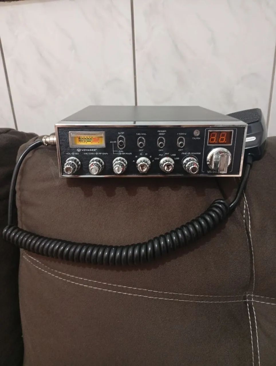 Rádio comunicador Voyager VR-94