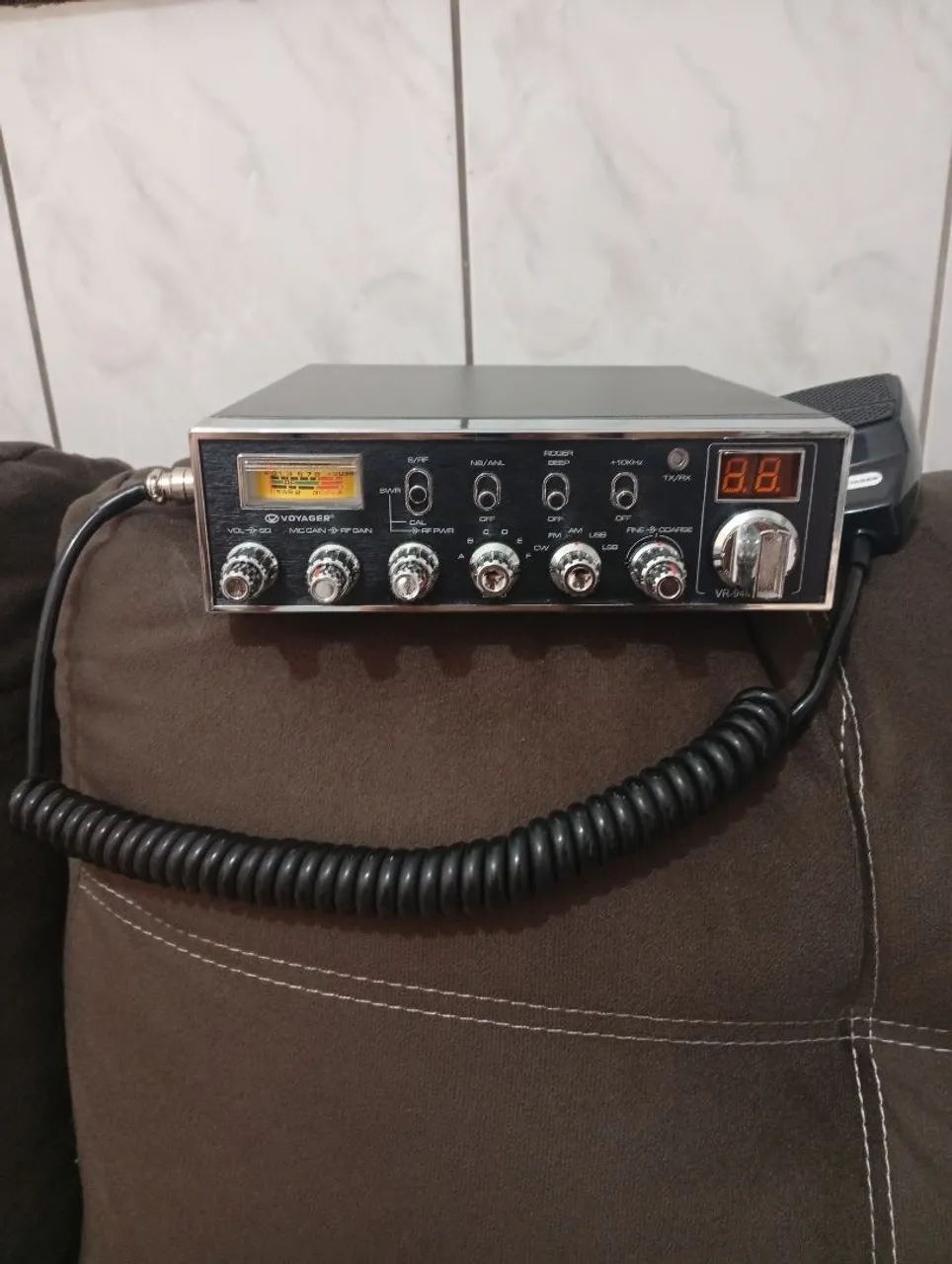 Rádio comunicador Voyager VR-94
