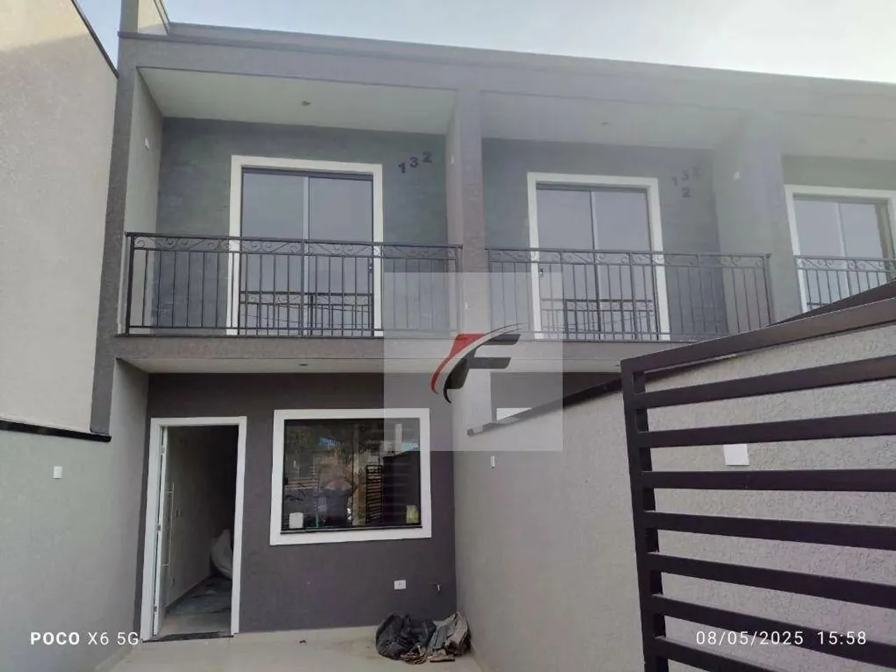 Sobrado com 2 dormitórios à venda, 80 m² por R$ 379.000,00 - Umbará - Curitiba/PR