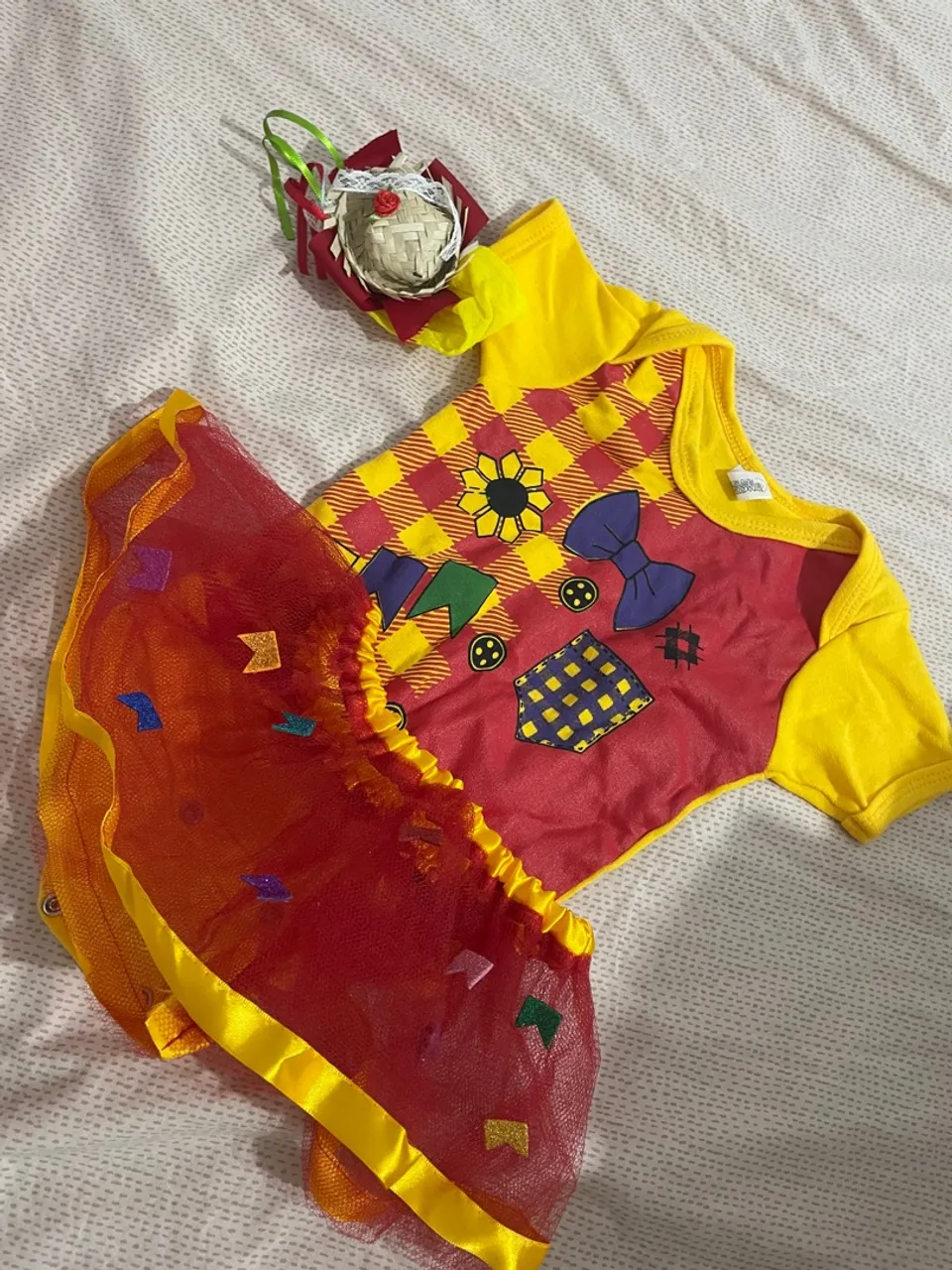 Roupa Festa Junina Infantil - Body + Tiara+ Saia de Tule