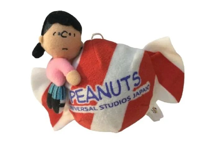 Snoopy Peanuts Miniaturas Lucy e Charlie Brown Universal Studios Japan - Foto 2