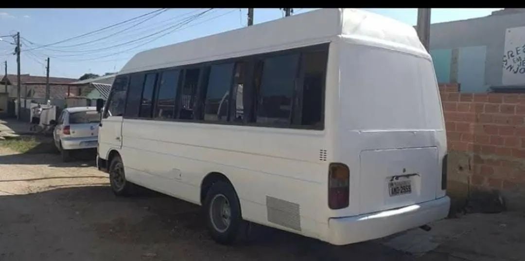 Para motorhome micro ônibus Ásia AM825 - Foto 2