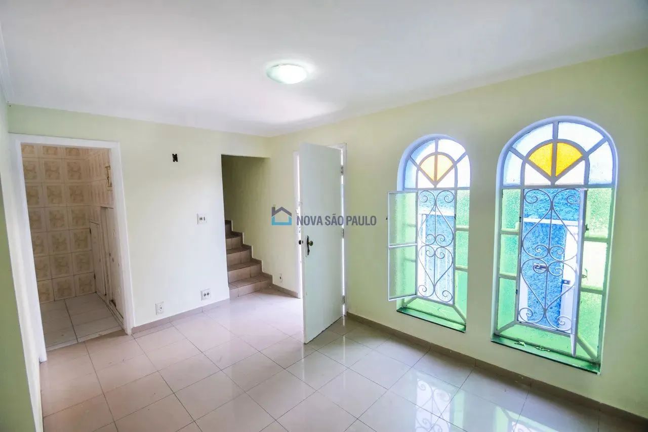 Casa com bom custo/benefício em São Paulo, Jardim Aeroporto - 2 quartos, 1 vaga