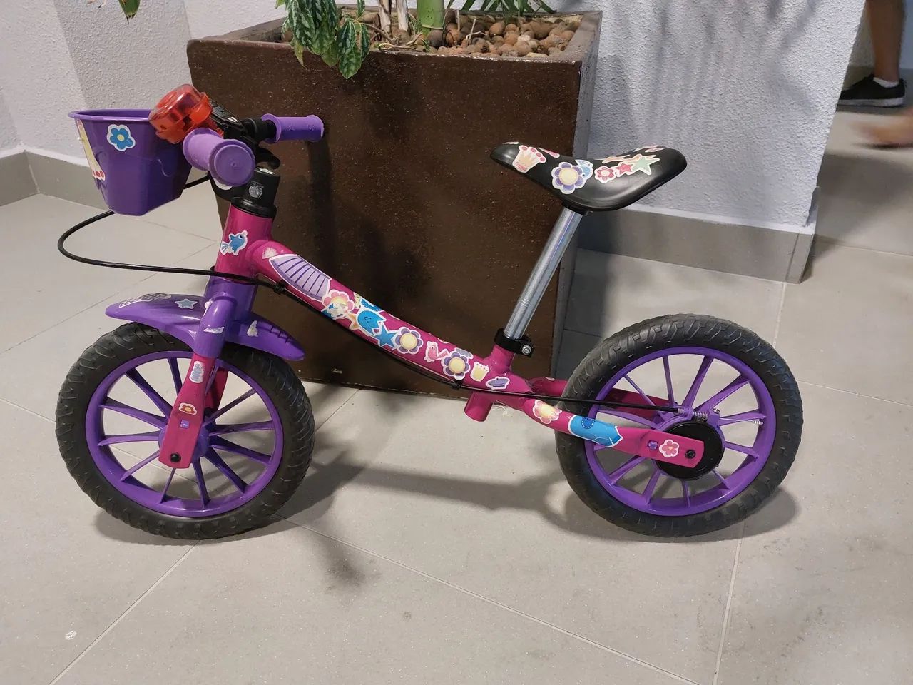 Bicicleta Nathor Rosa Infantil Sem Pedal Balance Aro 12 - Foto 3