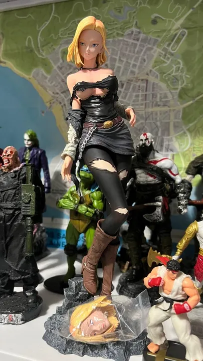 Action figure N°18