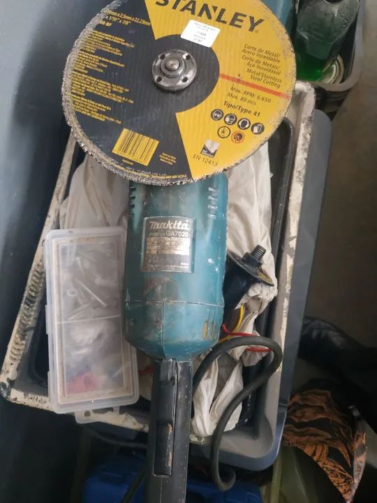 Esmerilhadeira64840812692866122