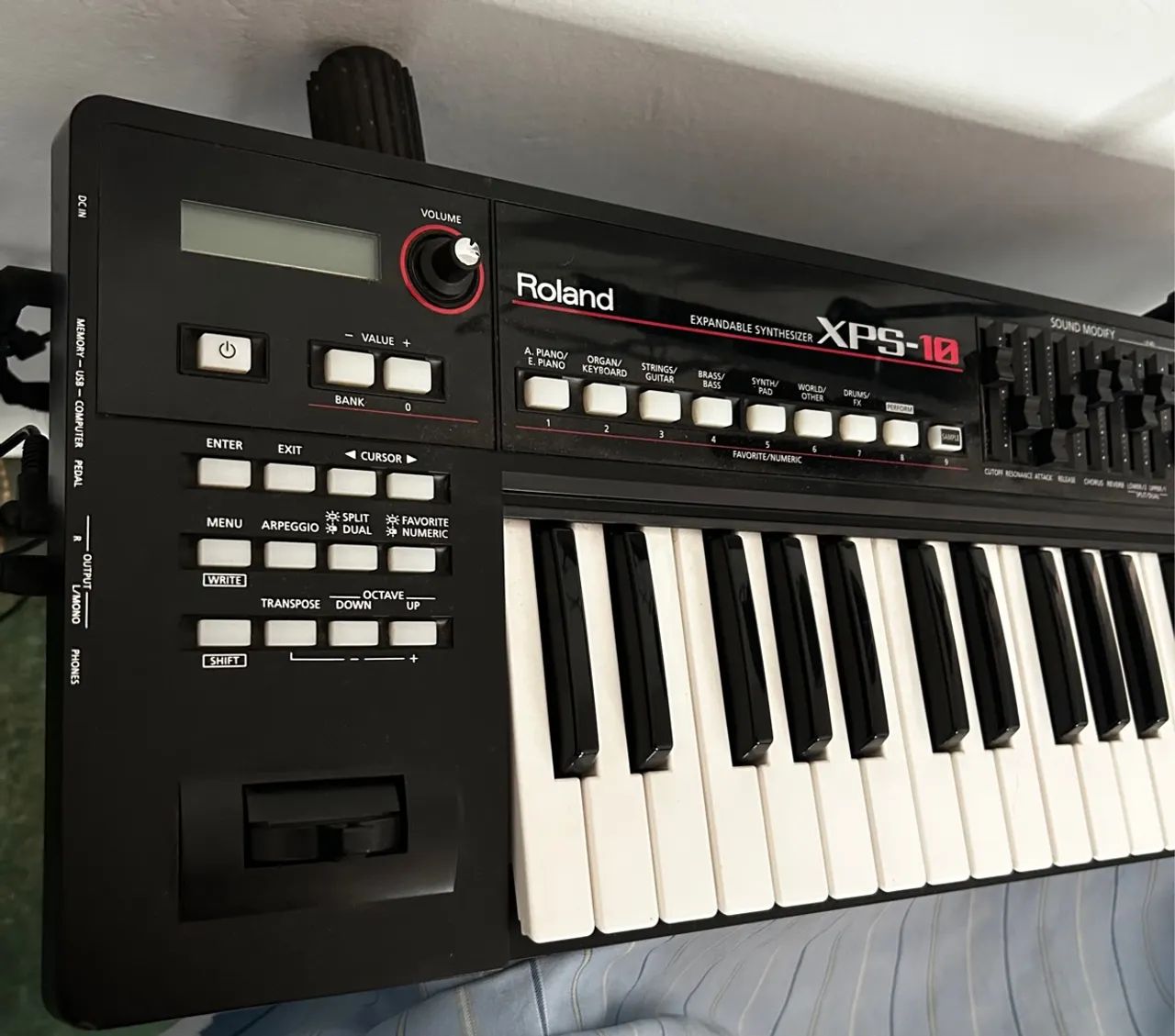 Teclado Roland XPS10