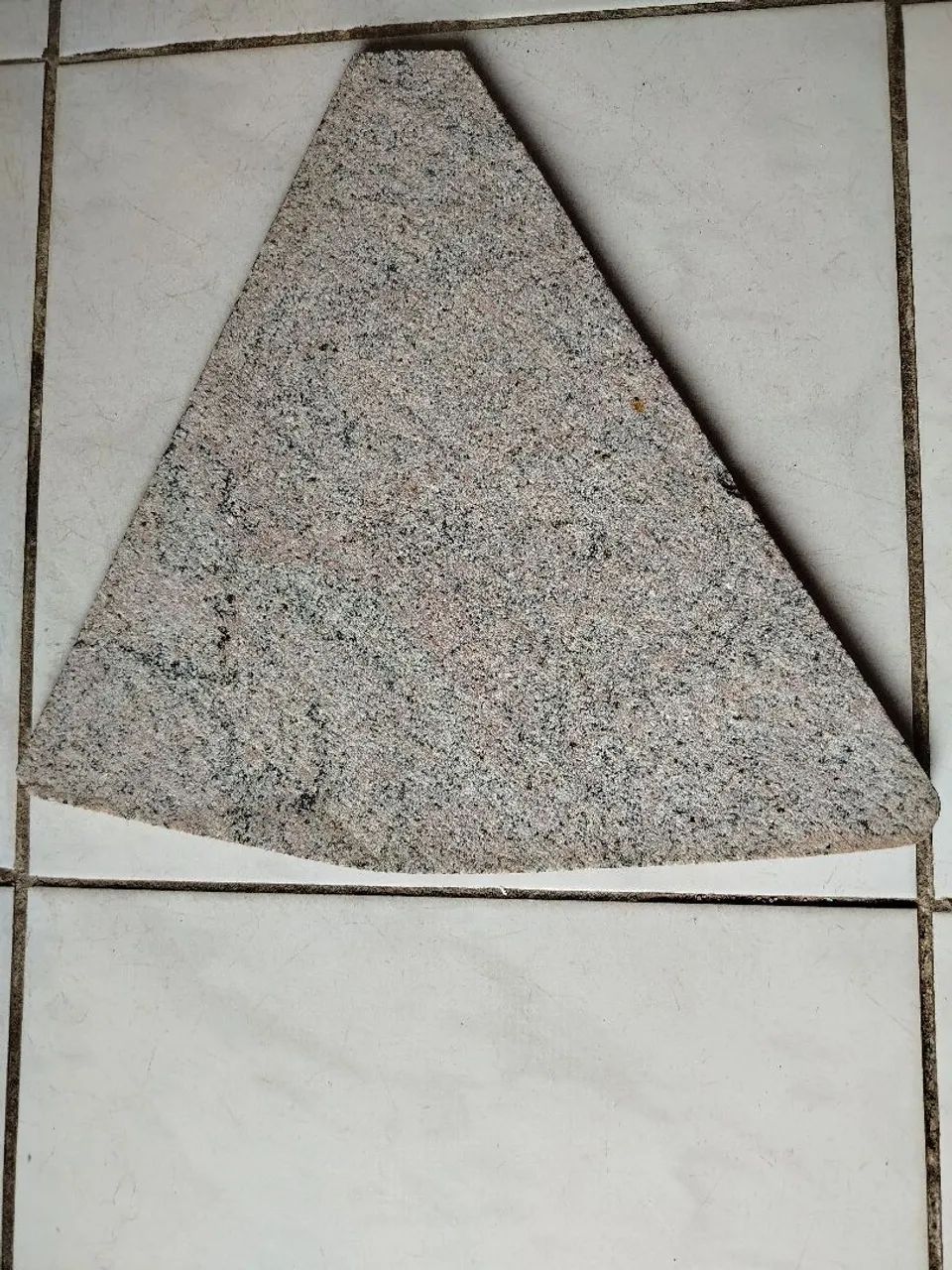 Triangular Granite Floor Tiles462834755279923205