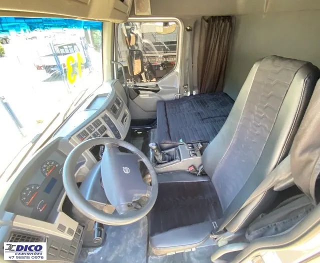 Volvo/VM330 8x2 2013 - Foto 5