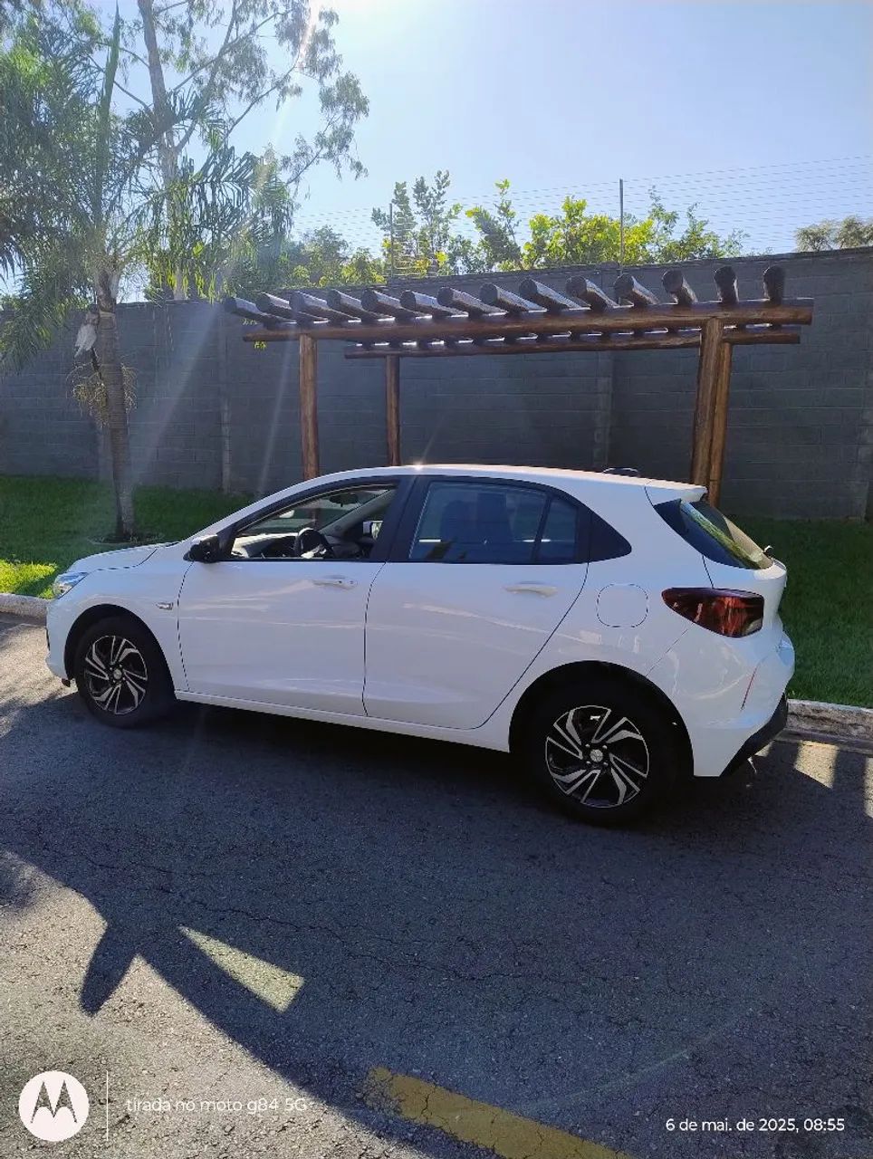 Onix Hatch LT 1.0 2023/24 branco *