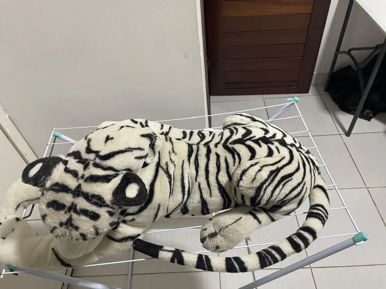 Pelúcia tigre usa pilha e rosna  - Foto 2