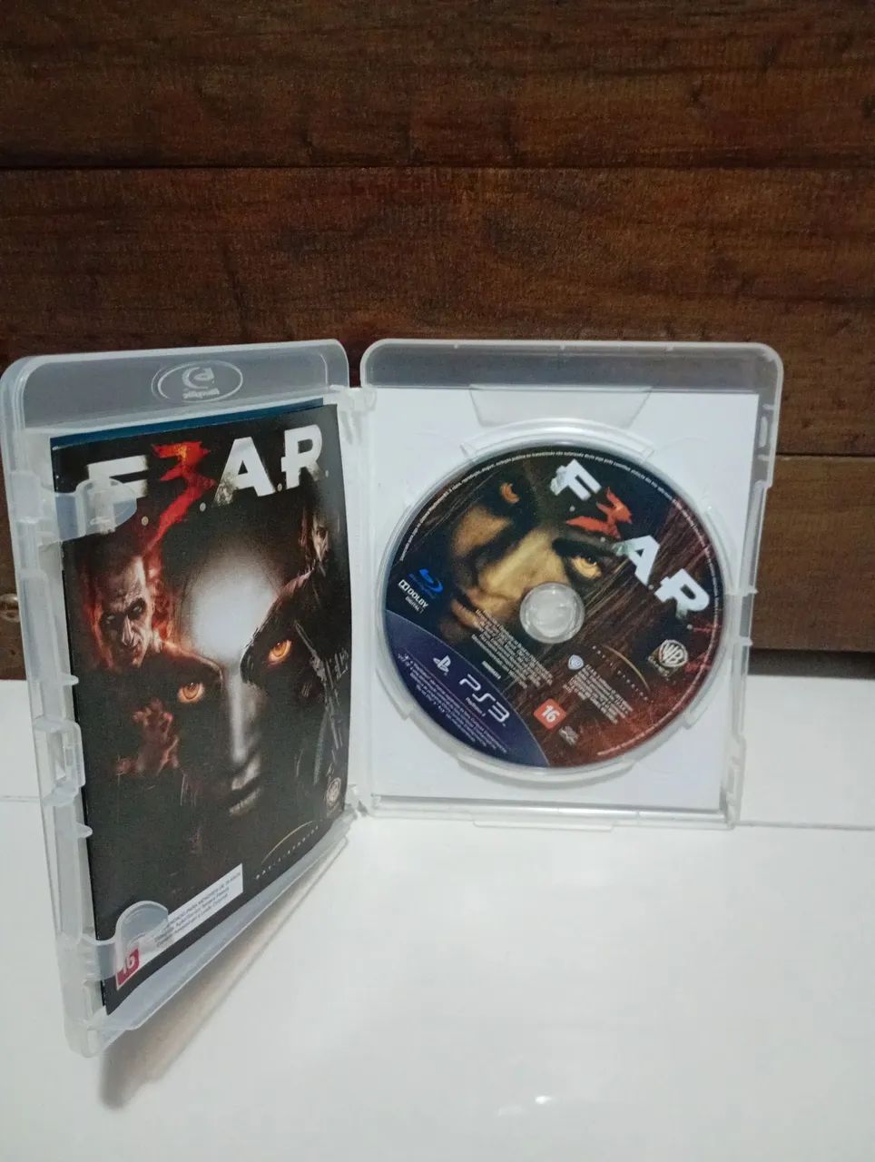F.E.A.R. 3 - PS3 - Foto 3