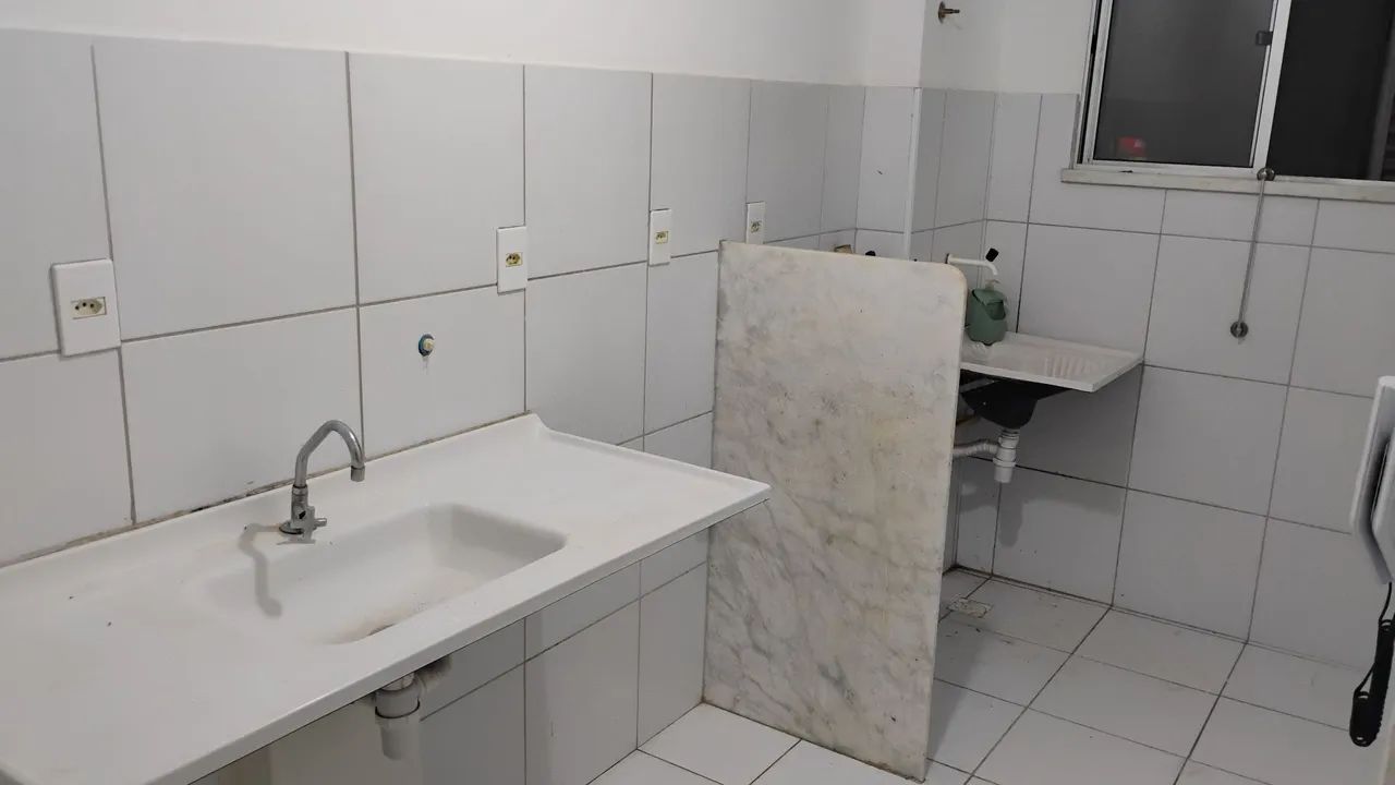 Aluga-se apartamento 