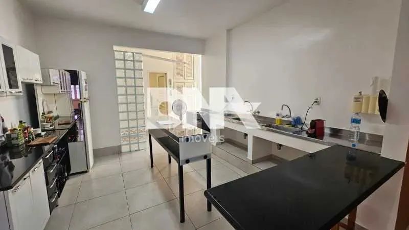 Apartamento : / Residencial / Copacabana