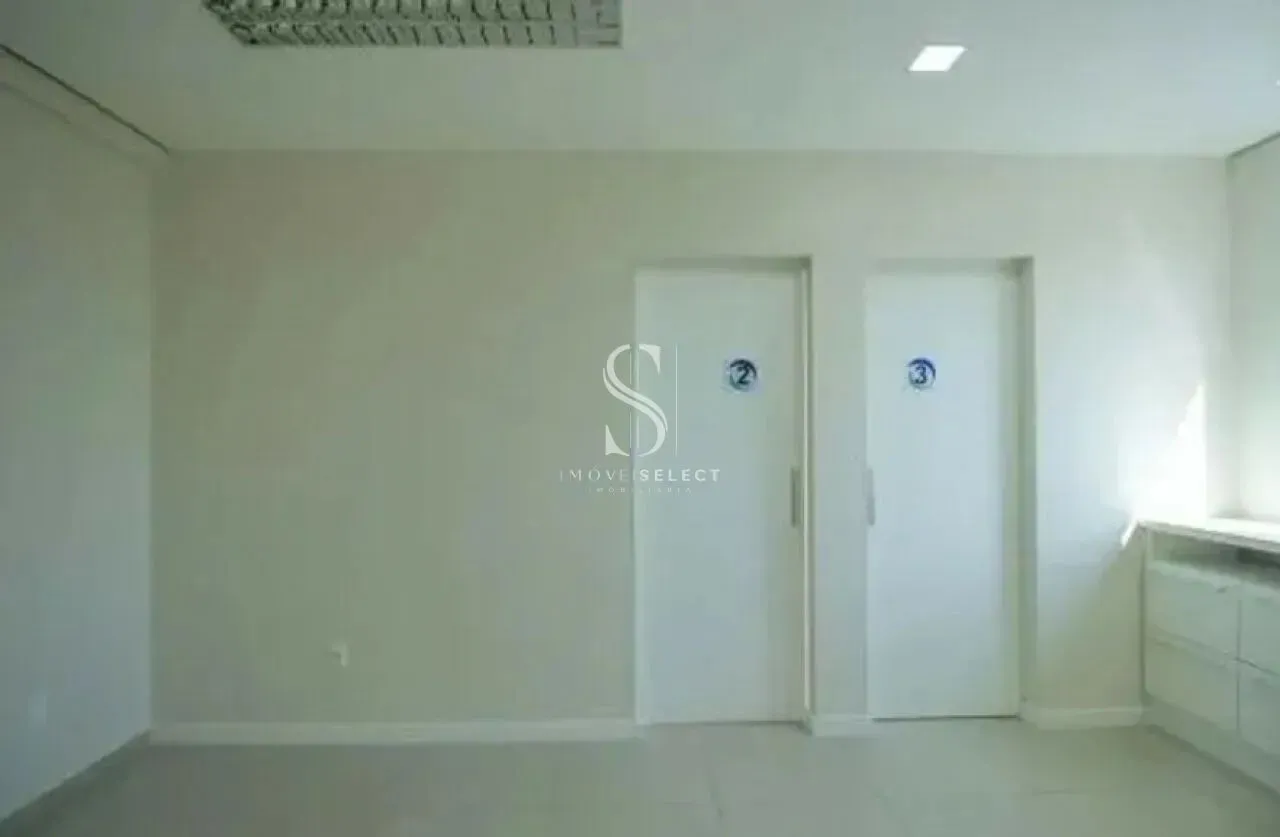 Condominio Rossi Ipiranga One, Conjunto Comercial de 81m² com 4 salas, 2 vagas.