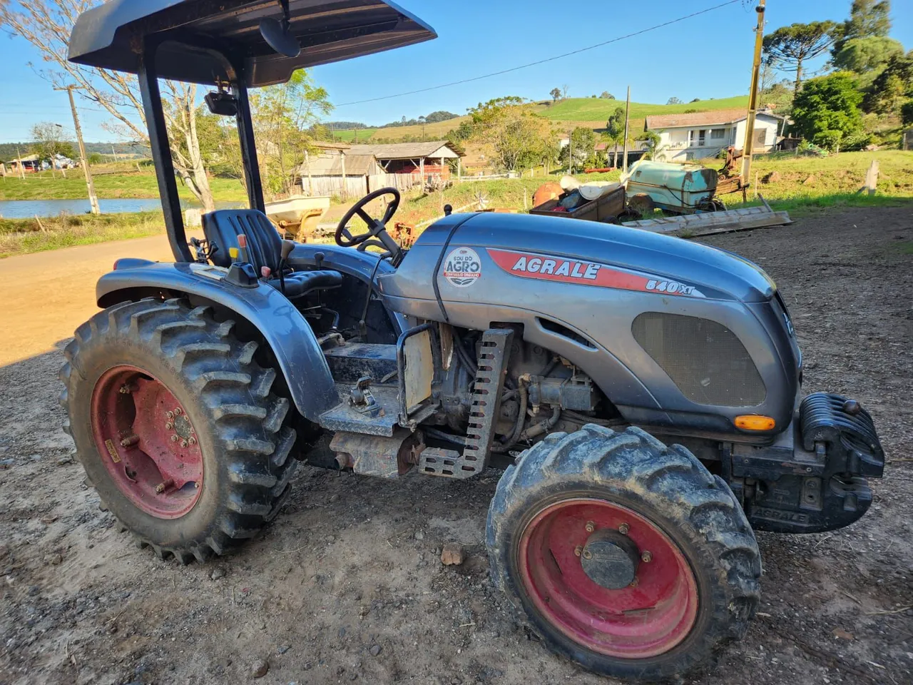 Trator Agrale 540 XT