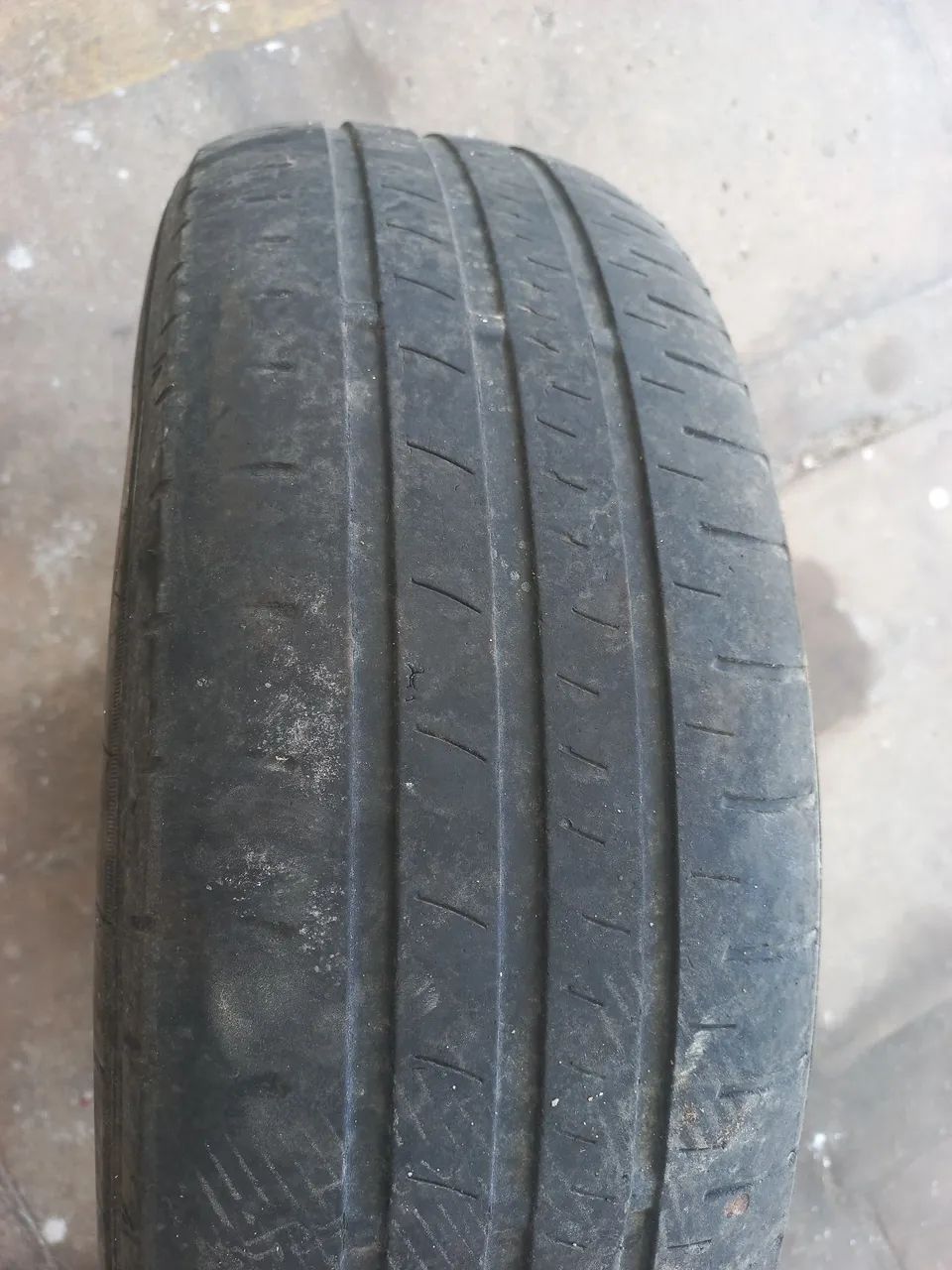Pneu 185/65 r14 