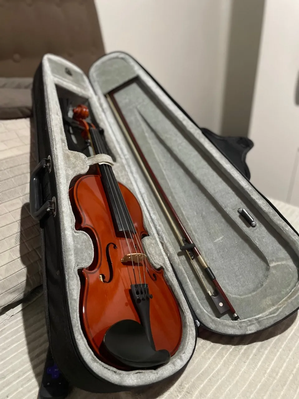 Violino/Viola* 4/4 Completo com Estojo e Arco