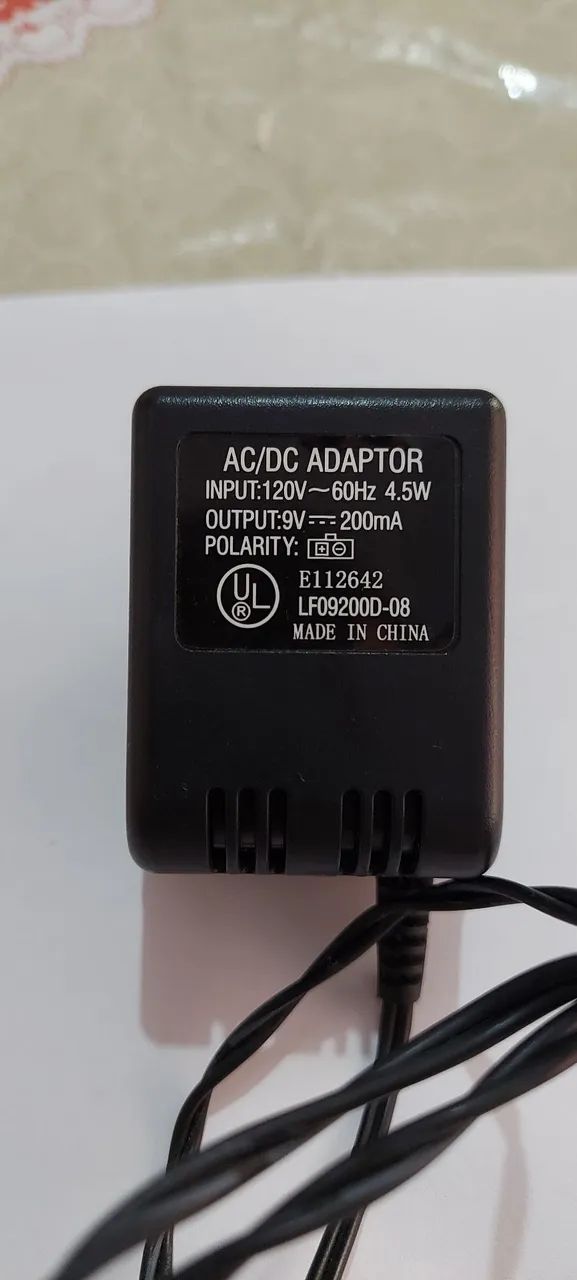 Fonte AC/DC 9V 200mA (120V)Conector Tamiya