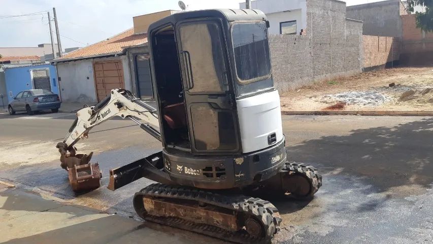 Mini Escavadeira Bobcat E26 Ano 2014 Cabinada - Foto 2
