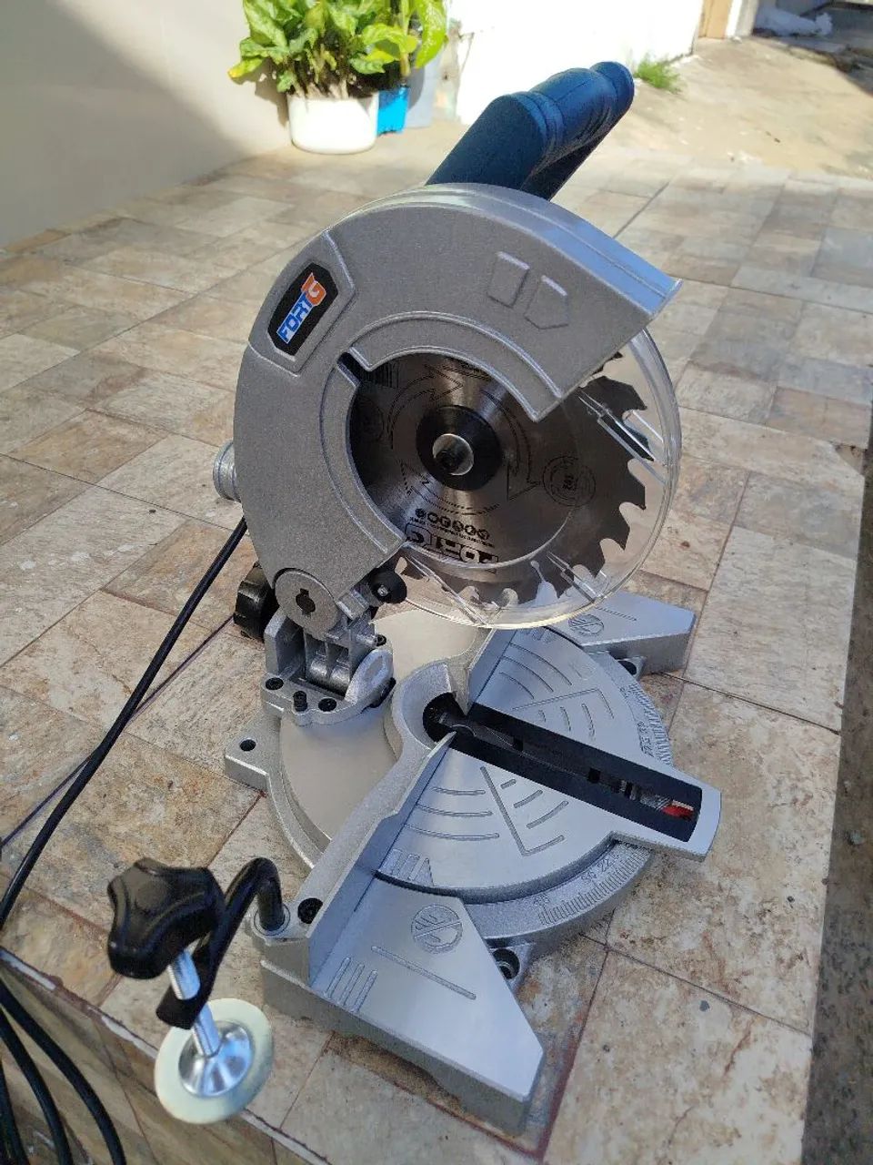 Serra Meia Esquadria FortG 1800W - Foto 3