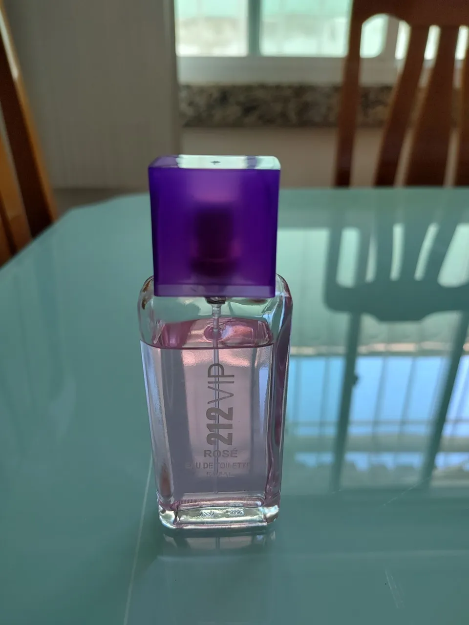 Perfume Rosé 212