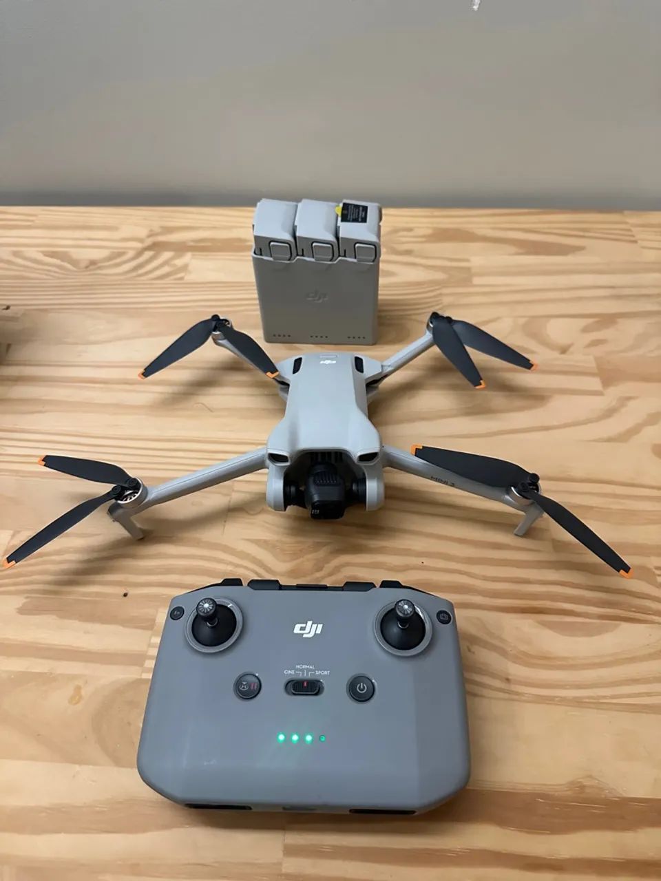 Drone DJI Mini 3 Fly More Combo - Completo na caixa! - Foto 5