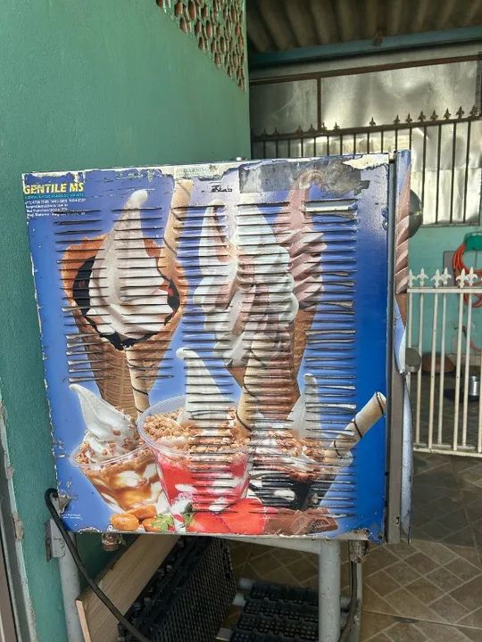 Máquina Taylor de mesa + Mixer p/ MILKSHAKE - Foto 3