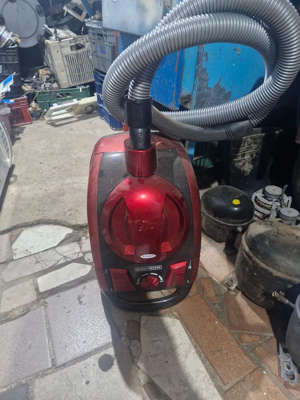 Aspirador de Pó Black+Decker AP4000