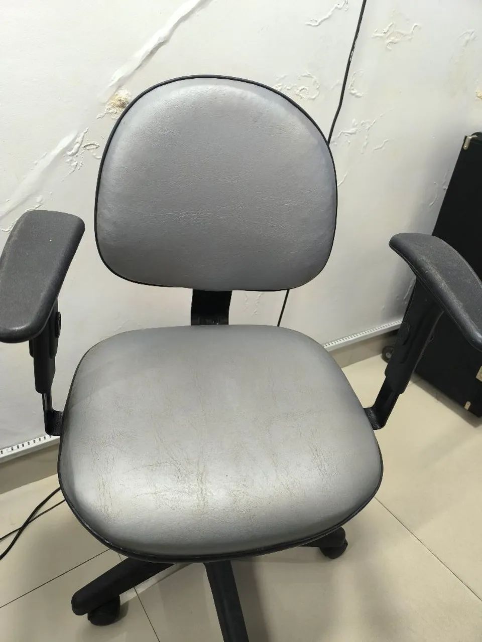 Cadeira de Escritório Cinza