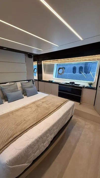Azimut 70 Flybridge - 2019 x2 Man 1400 HP ñ Phantom Cimitarra Intermarine Ferretti - Foto 6