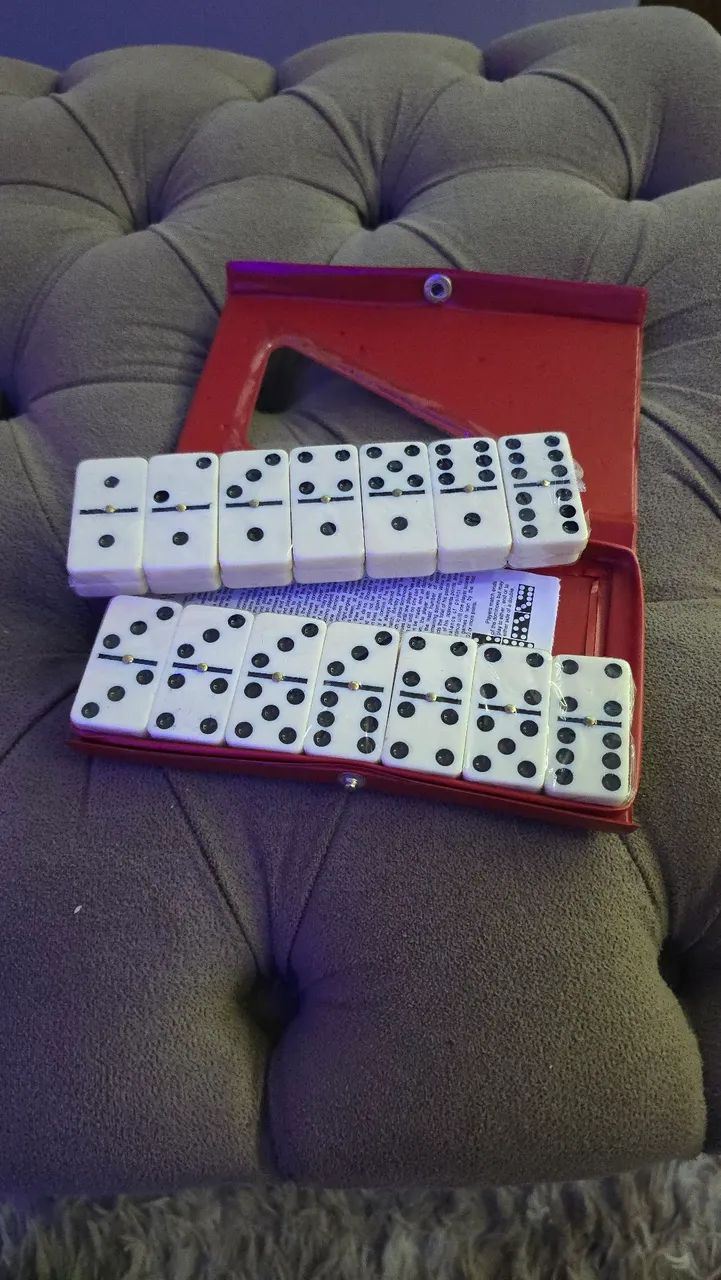 Jogo de Dominó Profissional lacrado sem uso. - Foto 3