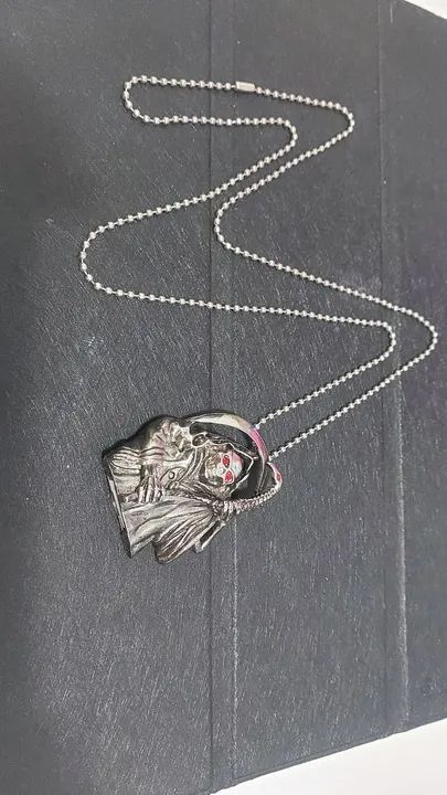 Pen drive cor prata, boneco da morte - Foto 4