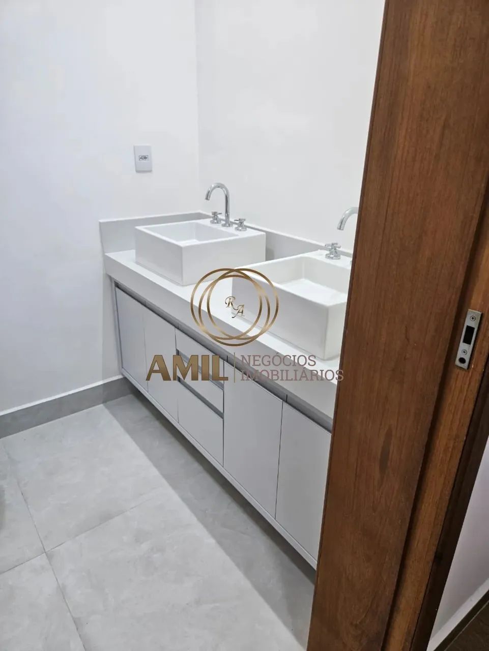 AC Vende Casa Térrea de 150 m2 / Condomínio Terras do Vale / Caçapava / SP - Foto 4