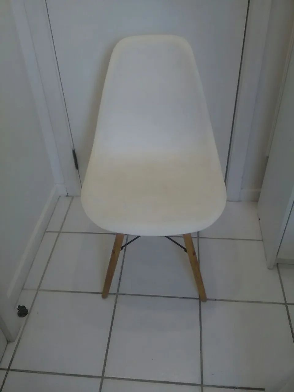 Cadeira de jantar Eiffel branca - Foto 2