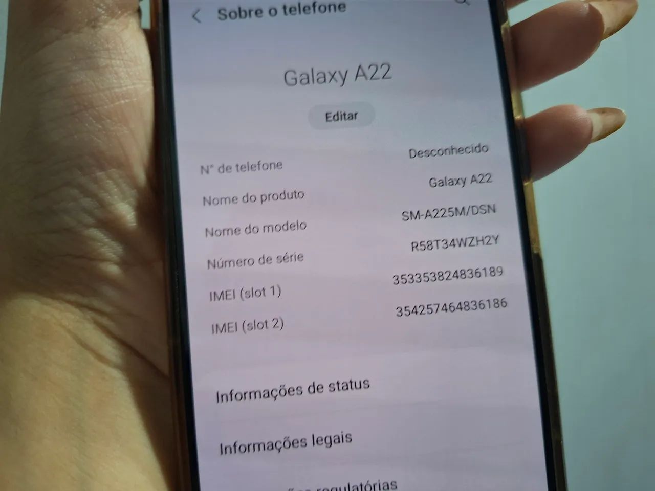 Vendo um smartphone usado da Samsung a22 5g.