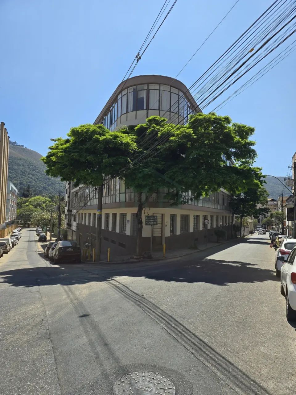 40523 - Apartamentos/Padrão - Residencial - No bairro Da Saúde - EDIFÍCIO IPE