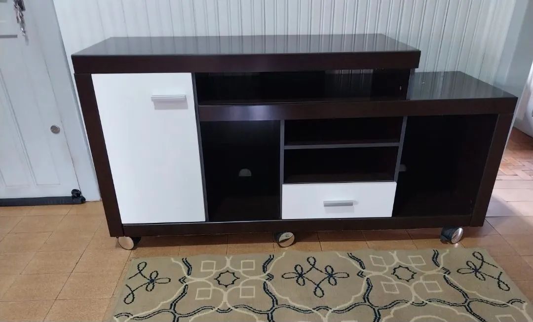 Rack de tv com nichos 