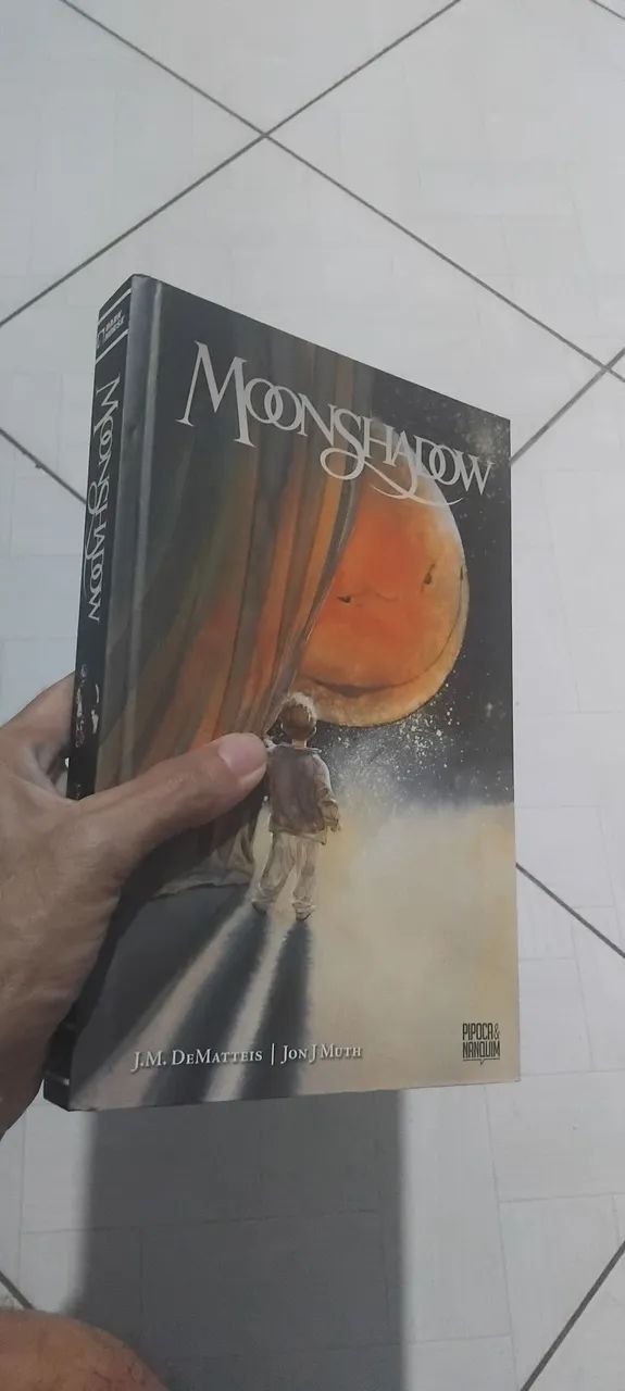 Moonshadow Pipoca e Nanquim