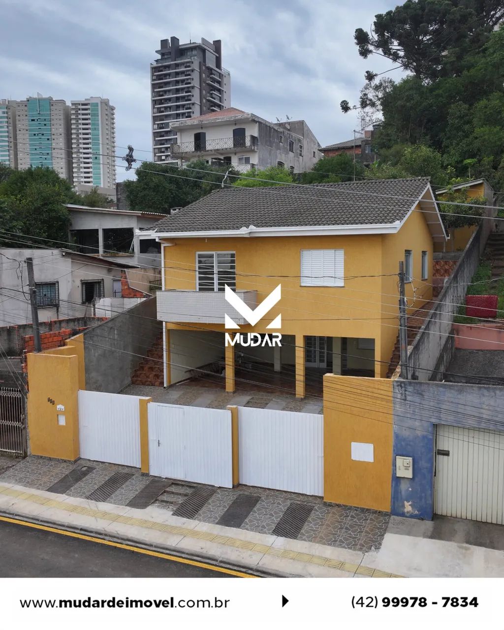 Sobrado com 5 quartos em Olarias