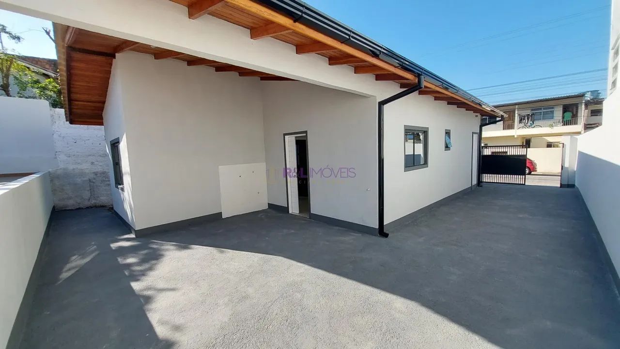 Casa com 3 dormitório, Suíte, Piscina e Edicula - Foto 3